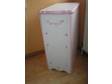 GIRLS TOY chest with lift lid. White with pink edging.....